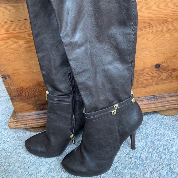 BCBGeneration Brown faux leather stiletto boots - Picture 3 of 8